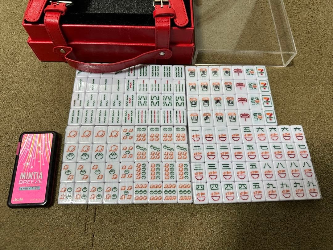 ミニ麻雀牌セットサイコロ付き中国セブン限定中国土産136枚未使用