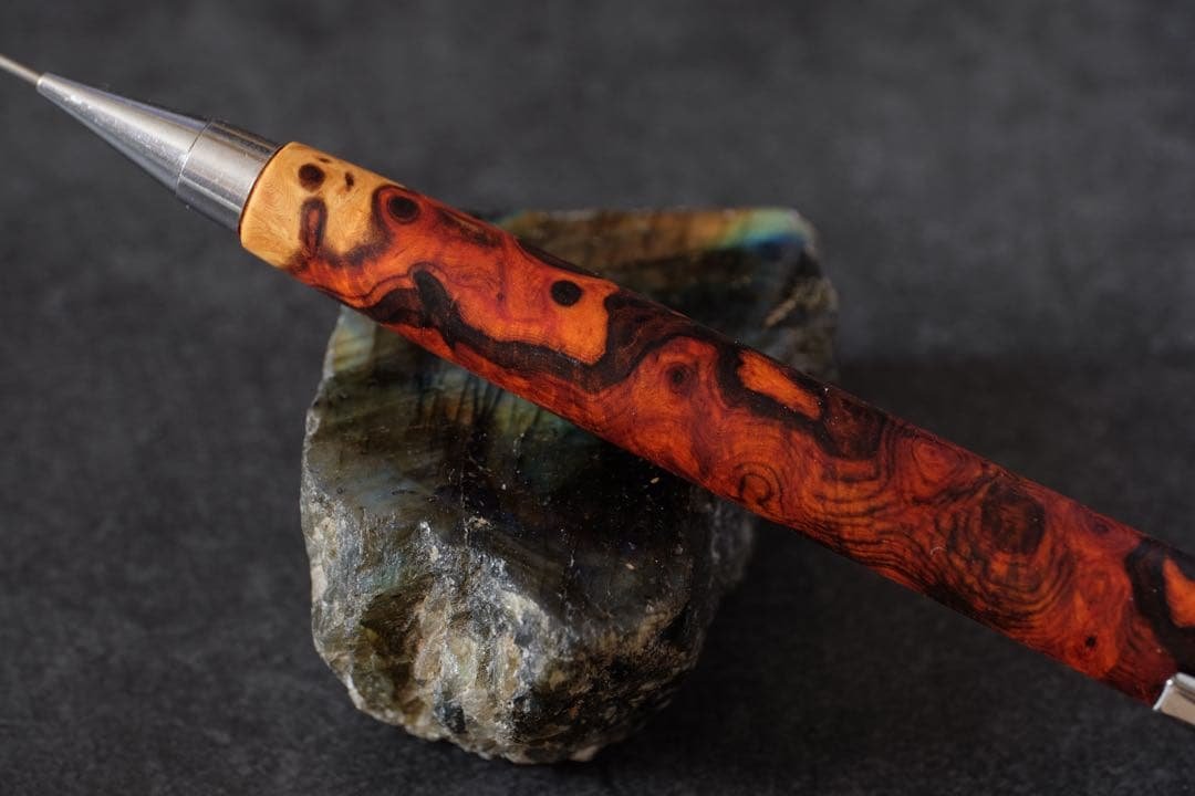 PG5木軸カスタム0214　高村杢工房 製図用シャープペンシル　極上花梨瘤紅白