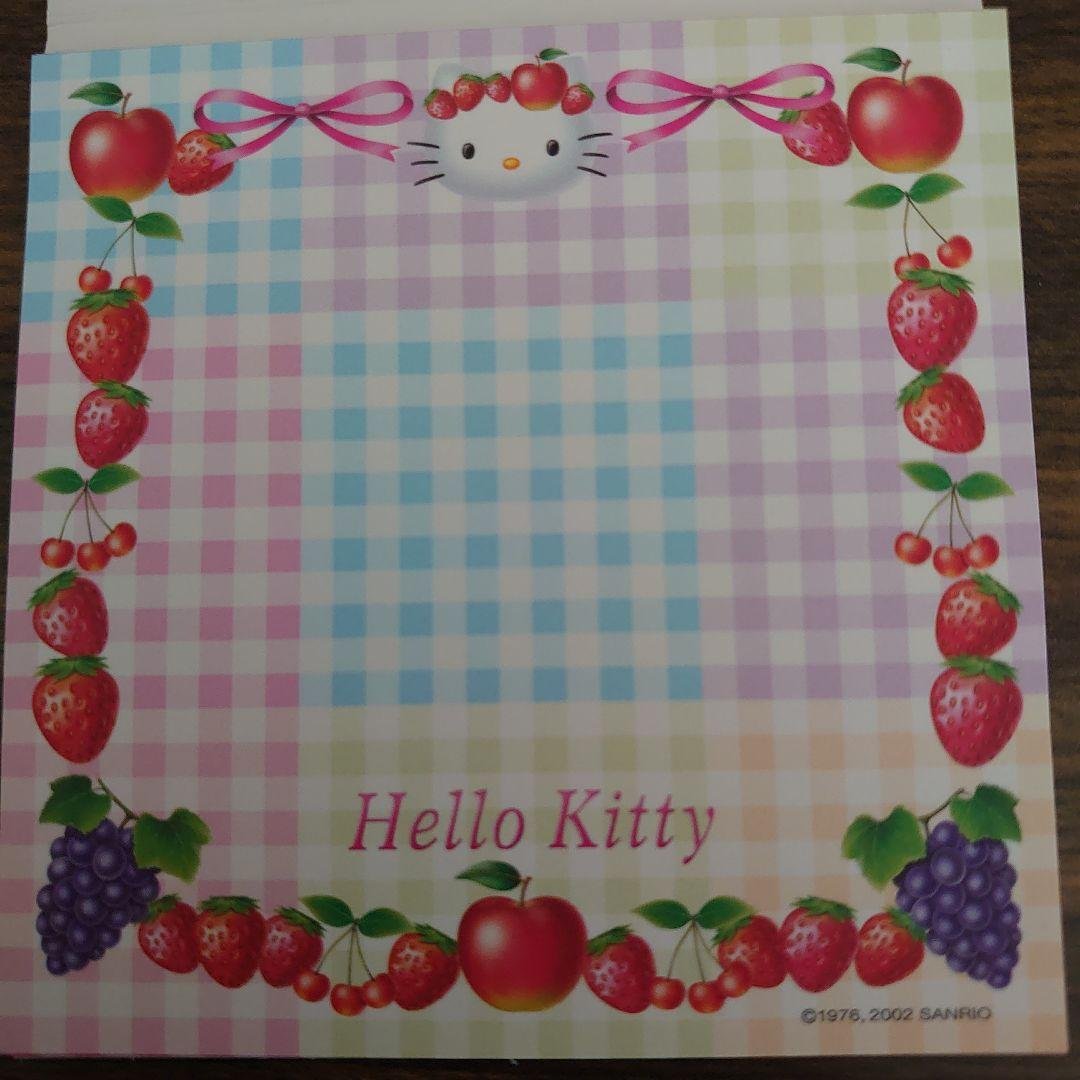 裕*様 新品‪♡ハローキティ ストロベリーの香り付きスクエアメモの通販‬