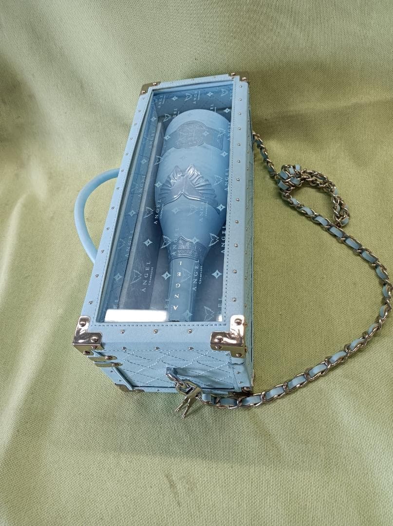 都《LMYCL》エンジェルシャンパン　ドゥミセックブルー　鍵付＋ホワイト　レッド